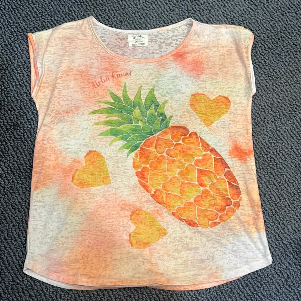 Pineapple Kai washing shirt